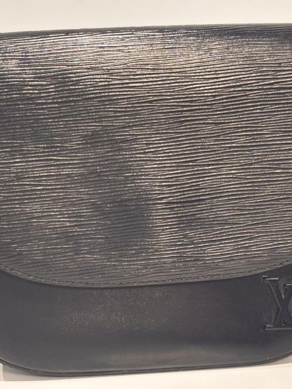 Louis Vuitton Luna Epi Leather Black with strap - Picture 5 of 11